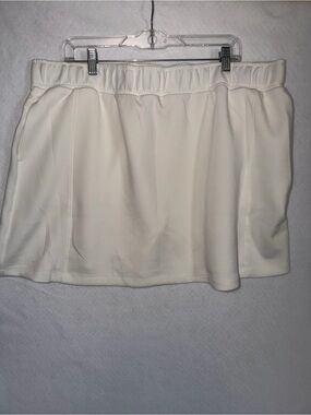 NWT Mondetta High Rise Walking Elastic Waist Mini Skort